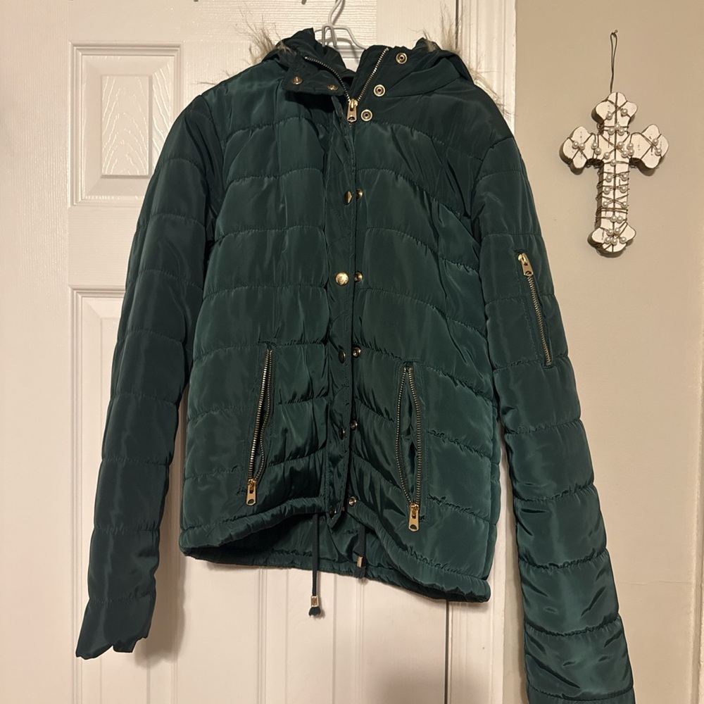 Women’s puffer jacket